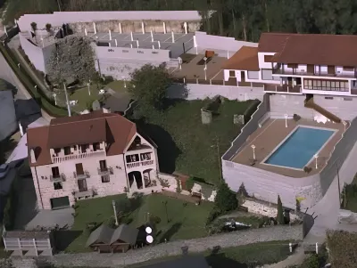 Casa Antiga Do Monte Hôtels à : Catoira
