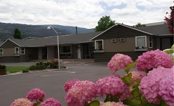 Valley Star Motel