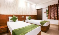 Treebo Comforts Inn, University Road Deralakatte Hotel di Dakshina Kannada