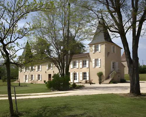 Maison d'hôtes de Charme les Bruhasses Hotels in Gers