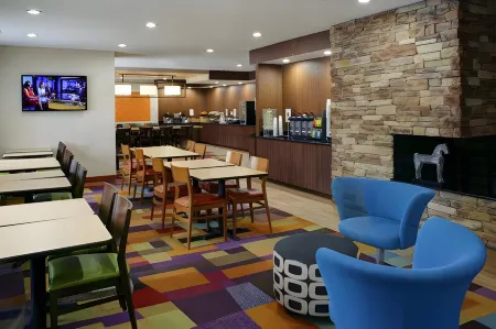 Fairfield Inn & Suites Detroit Farmington Hills