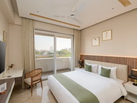 Foxtrail, Sector 42 - am Hotel Kollection