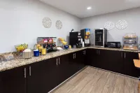 Days Inn by Wyndham Douglasville-Atlanta-Fairburn Road - breakfast