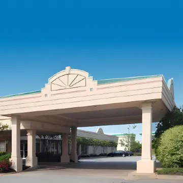 Quality Inn & Suites McDonough South I-75