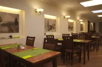 Kobza Haus Old Town - Bữa sáng