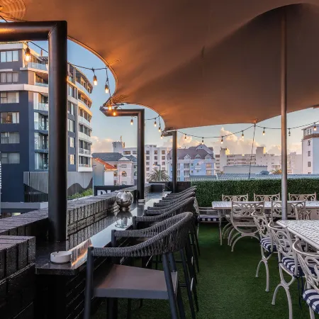 Newkings Boutique Hotel Отели рядом с достопримечательностью «Бантри-Бэй»
