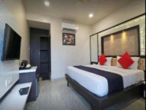 Sun n Star Hotel di Satna