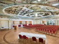 Mercure Szekesfehervar Magyar Kiraly Hotels in Fehérvárcsurgó