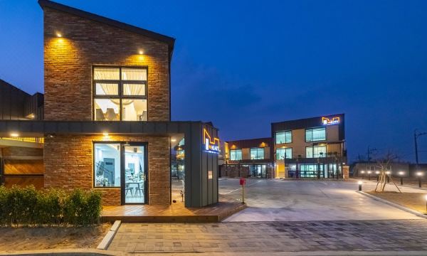 경주 인하트풀빌라의 수영장 뷰 이미지