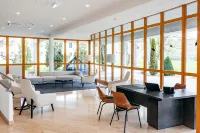 Hotel Schloss Hernstein - 2-Star