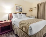 Econo Lodge Hotels in Haileybury