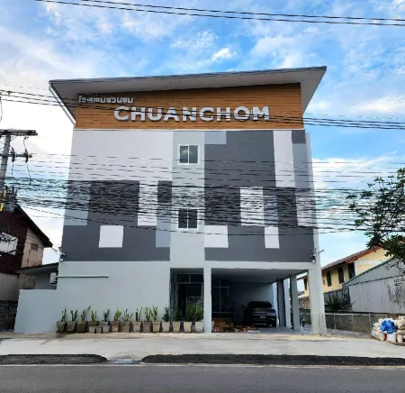 Chuanchom Hotel Отели в г. Mueang Maha Sarakham