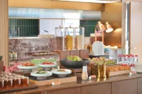 Orange Hotel (Kunshan South Railway Station Taishan Road) - breakfast