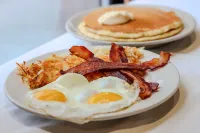 Holiday Inn QUINCY by IHG - petit déjeuner