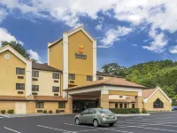 Comfort Inn & Suites LaVale - Cumberland Hotels in La Vale