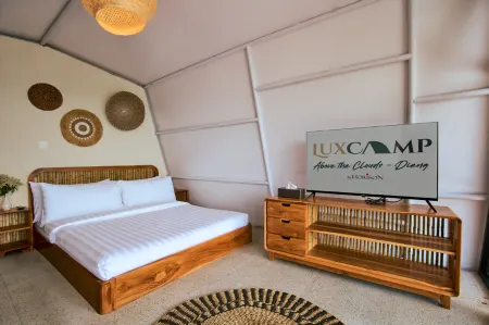 Luxcamp Dieng By Horison Отели рядом с достопримечательностью «Tambi Tea Gardens»