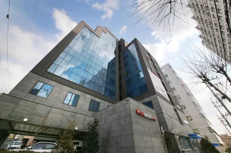 Suwon Easy Residence Hotel