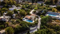 Villa Jewel with Private Pool and Sea View Hotel di Lapithos