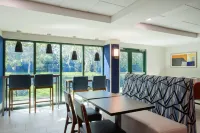 Holiday Inn Express & Suites BRADENTON EAST-LAKEWOOD RANCH by IHG - breakfast