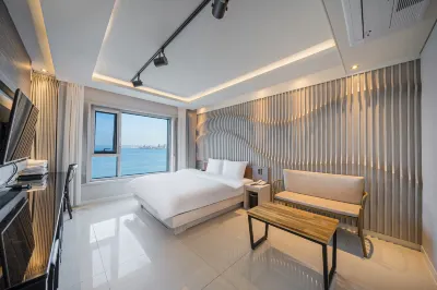 Win Hotel Hotels near Yeongildae Beach