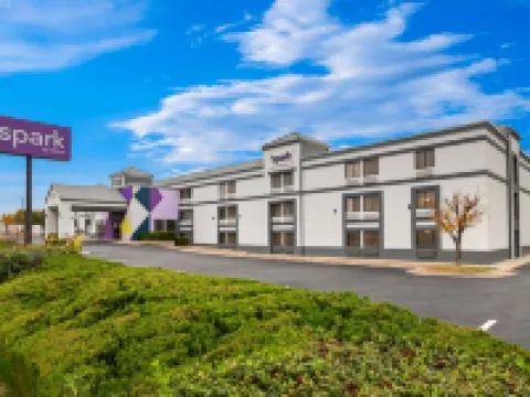 Spark by Hilton Wichita East Hotels in Wichita