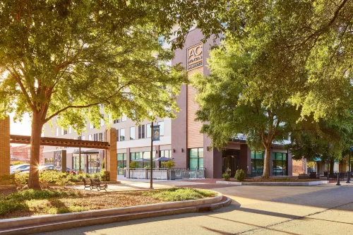 AC Hotel Columbus Downtown, GA Hoteles en Phenix City
