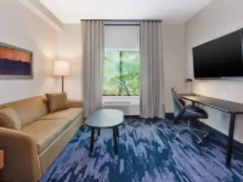 Fairfield Inn & Suites Knoxville Airport Alcoa Hotels in Alcoa