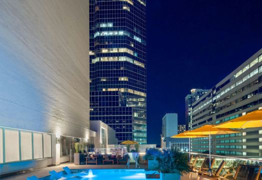 4. 웨스틴 휴스턴 ..