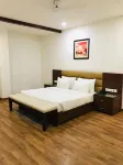 鬱金香度假村 Firoz Shah Palace Complex附近的飯店