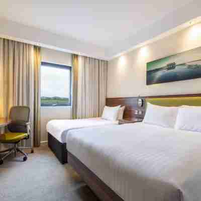 Hampton by Hilton Humberside Airport Rooms