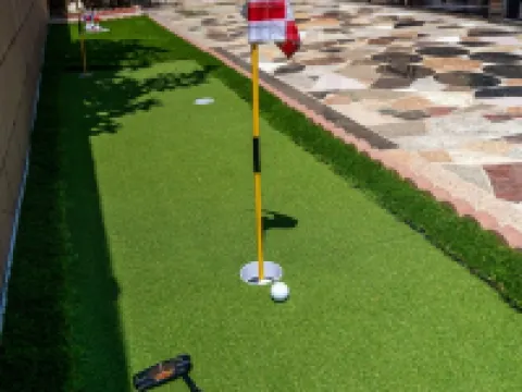 New Designer Home Monthly Stay Near Disney Universal Dtla and Beaches. Hoteles en El Monte