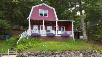 Charming 100-Year-Old Lake House on Pristine Mountain Lake -Your Perfect Retreat