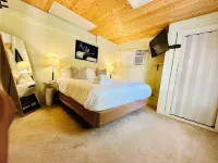 Private Hilltop Cabin with Big Valley Views and Atv Trails Access