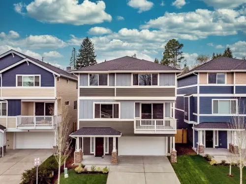 Luxurious 3 story new construction near Seattle!