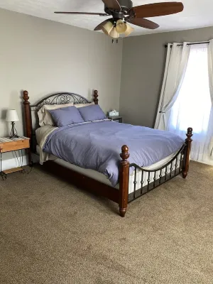 Cozy Downtown 3 Bedroom - 2성급