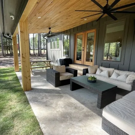 Sam Rayburn Stunner (South End) - Fully Remodeled, Water View, and Water Access