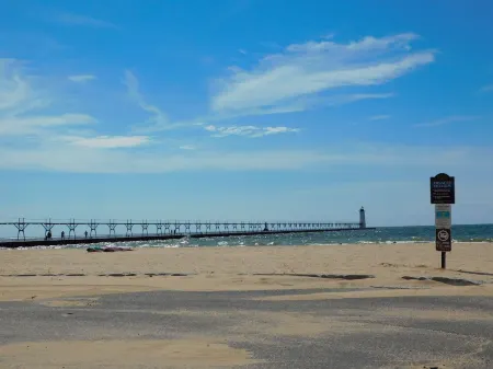 Manistee Charm :: Minutes from Beach & Downtown