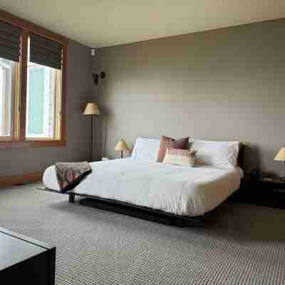 Ocean Front View in a Gated Community: Newly Updated/Added Bedroom Rooms