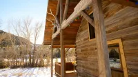 Cozy, Rustic Cabins near Chico Hot Springs & only 35 mins to YELLOWSTONE PARK!! - Chalets