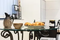 Magnificent Ivory Duplex in the heart of Montauban