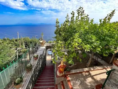 Above the Sea Amalfi Holiday House