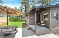 Whispering Pines Cabin w/Hot Tub!