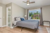 Relaxing Pool & Hot Tub House near RIT Inn