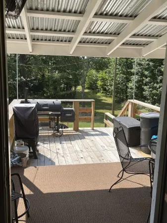 Cabin near boat ramp at Sardis Lake