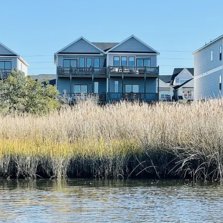 Elegant Beach rental for casual enjoyment.