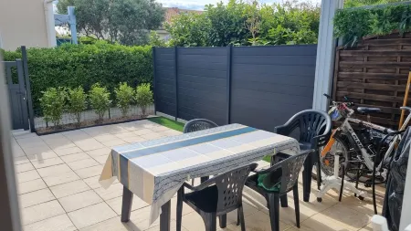 Appartement Dans Résidence Sécurisé Avec Piscine Отели в г. Палава-Ле-Фло