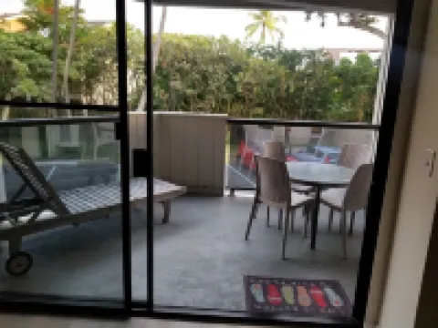 Apartment in town-walking distance to everything