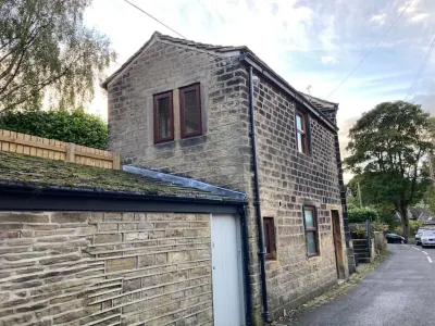 Weaver’s Den, a cosy countryside retreat