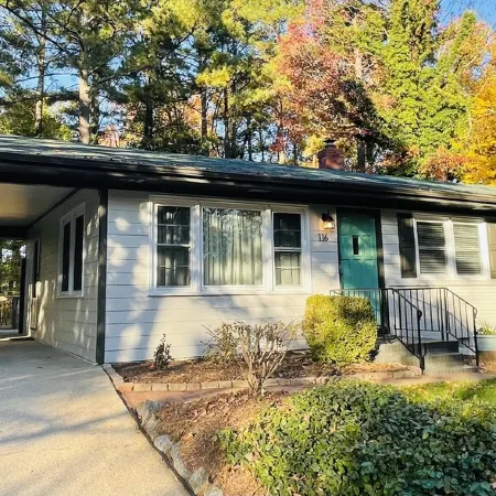 Pleasant Experience in this City Ranch - Downtown Cary