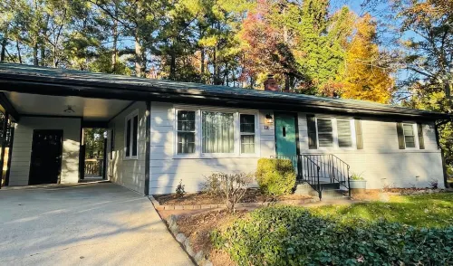 Pleasant Experience in this City Ranch - Downtown Cary